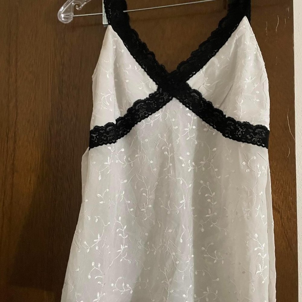 Black and white Charlotte Russe Top